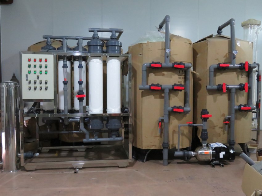 超濾系統(tǒng),UF超濾水處理設(shè)備,湖水處理設(shè)備